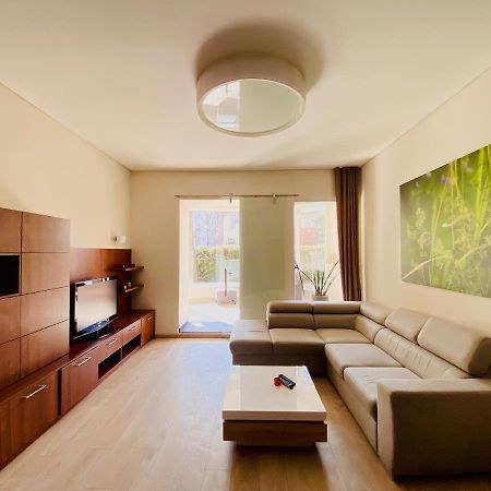 Great Flat With Terrace In Oldtown-Prime Rentals Каунас Екстер'єр фото